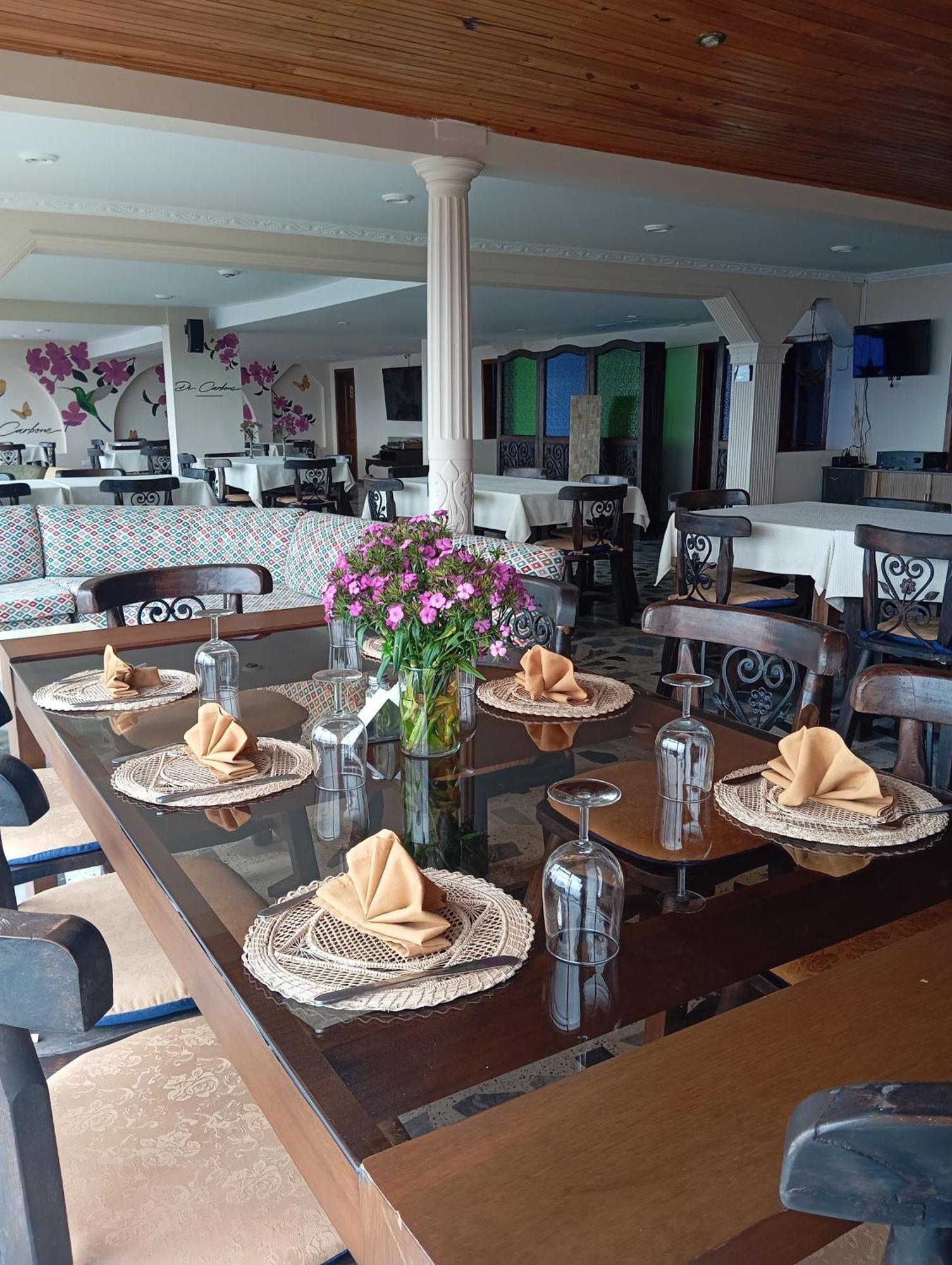 Di Carbone Hotel Gastrobar Facatativa ภายนอก รูปภาพ